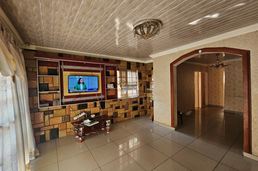 3 Bedroom Property for Sale in Tlhabane West North West